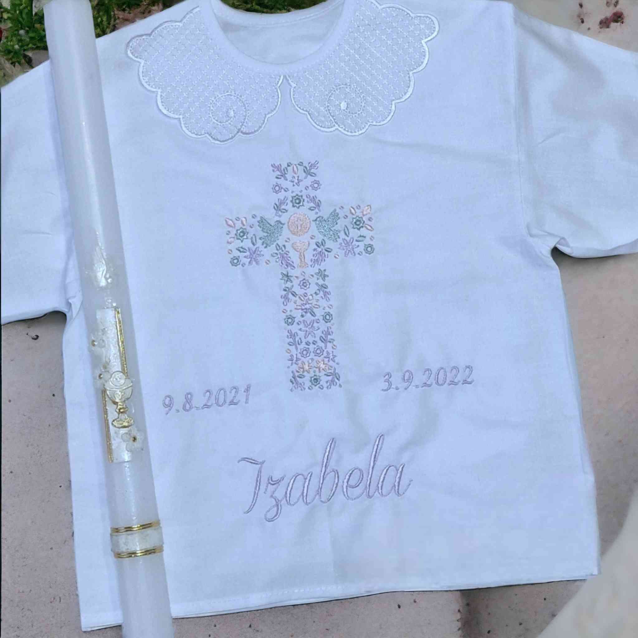 Košieľka na krst Nataša / krstová košieľka s krížom a holubičkami